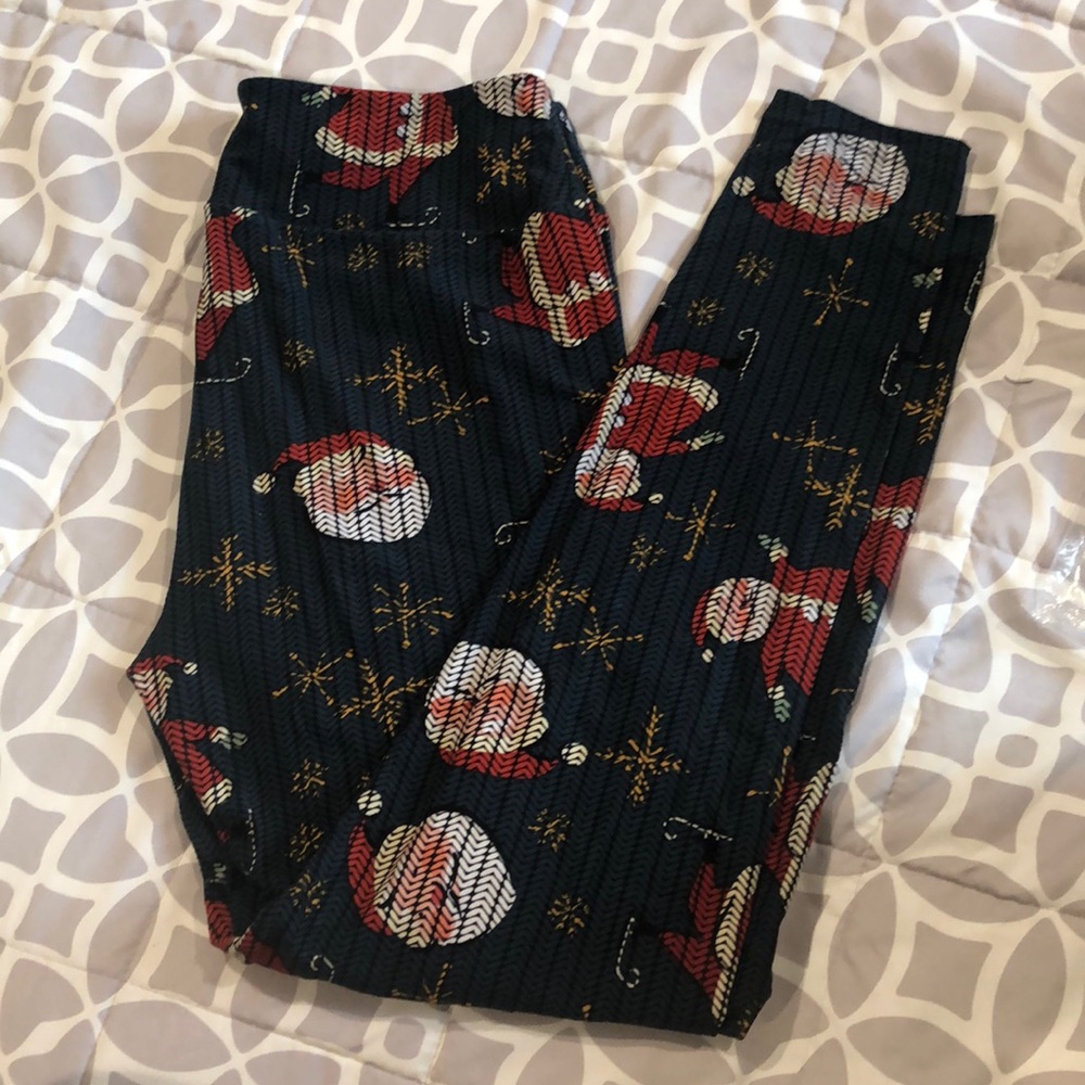 Blue/ teal background Santa lularoe leggings TC